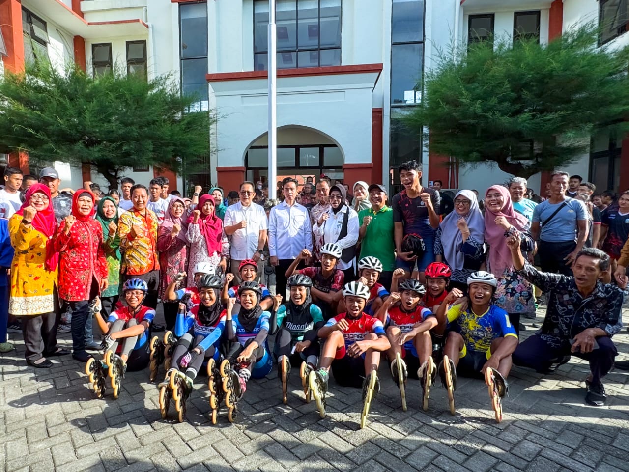 Di Hadapan Wapres RI, Pj. Gubernur Jatim Kenalkan Sarpras dan Fasilitas SMANOR