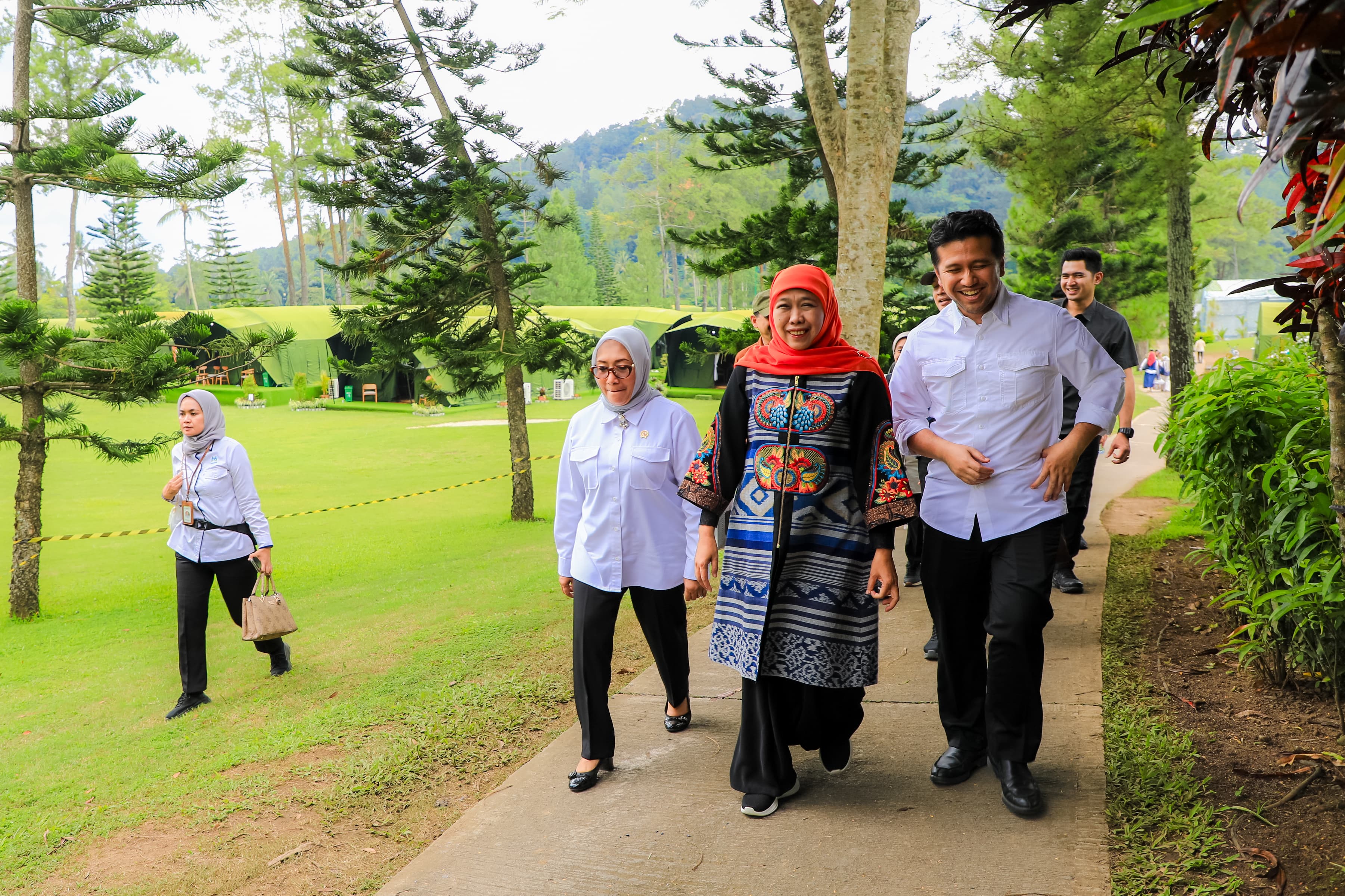 Rampung Ikuti Retreat, Gubernur Khofifah Komitmen Implementasikan  Sinergi Nawa Bhakti dan  Asta Cita