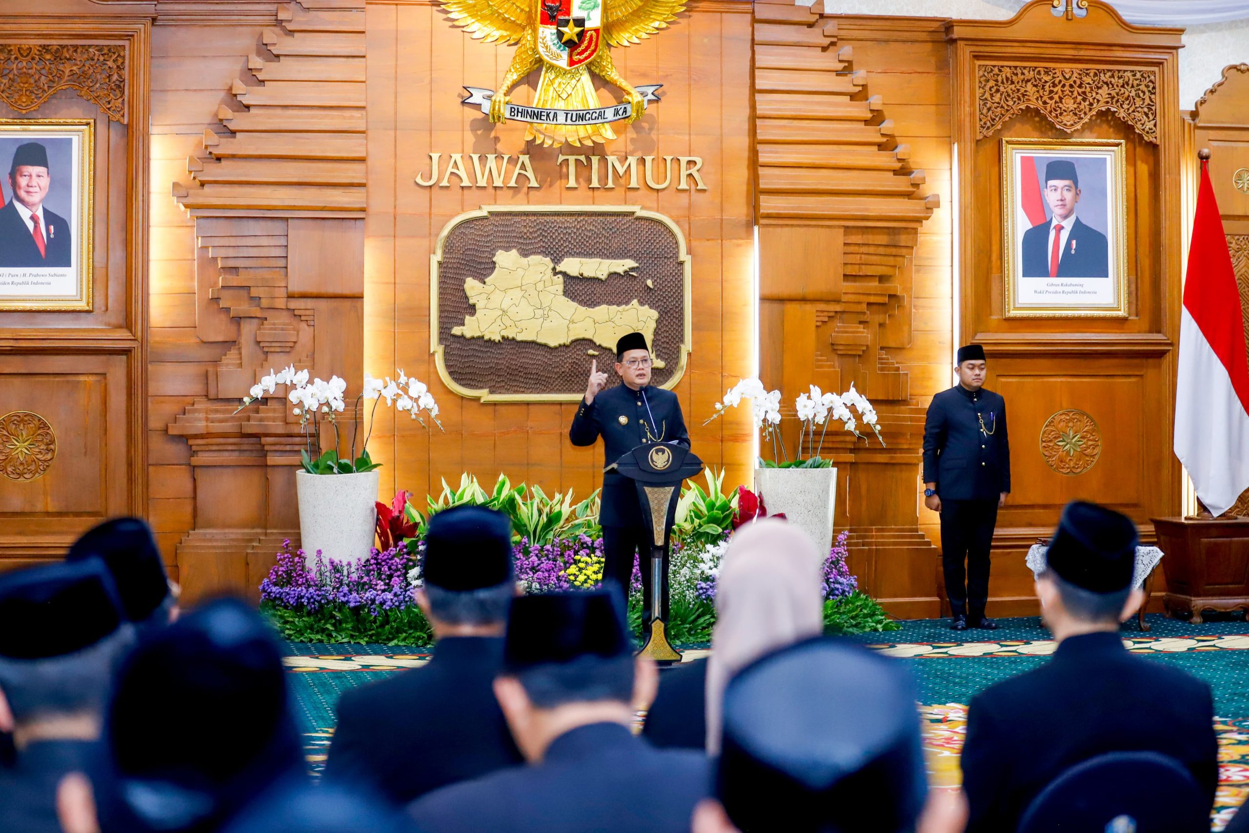 Pj. Gubernur Adhy Lantik Empat Pejabat Pimpinan Tinggi Pratama Pemprov Jatim