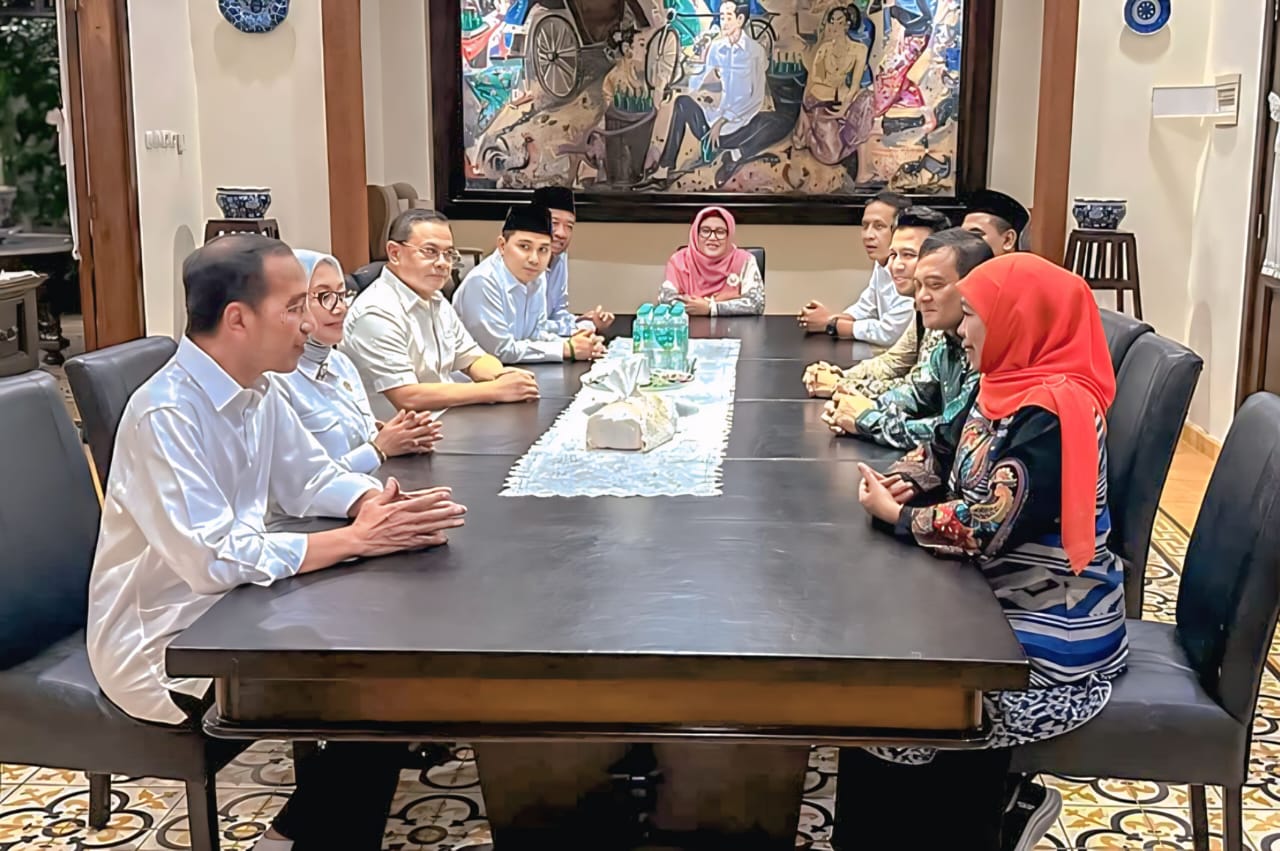 Khofifah-Emil Sowan ke Rumah Presiden RI Ke-7 Jokowi Usai Retreat, Dapat Wejangan Siapkan Model Bisnis Sebelum Memulai Program Besar