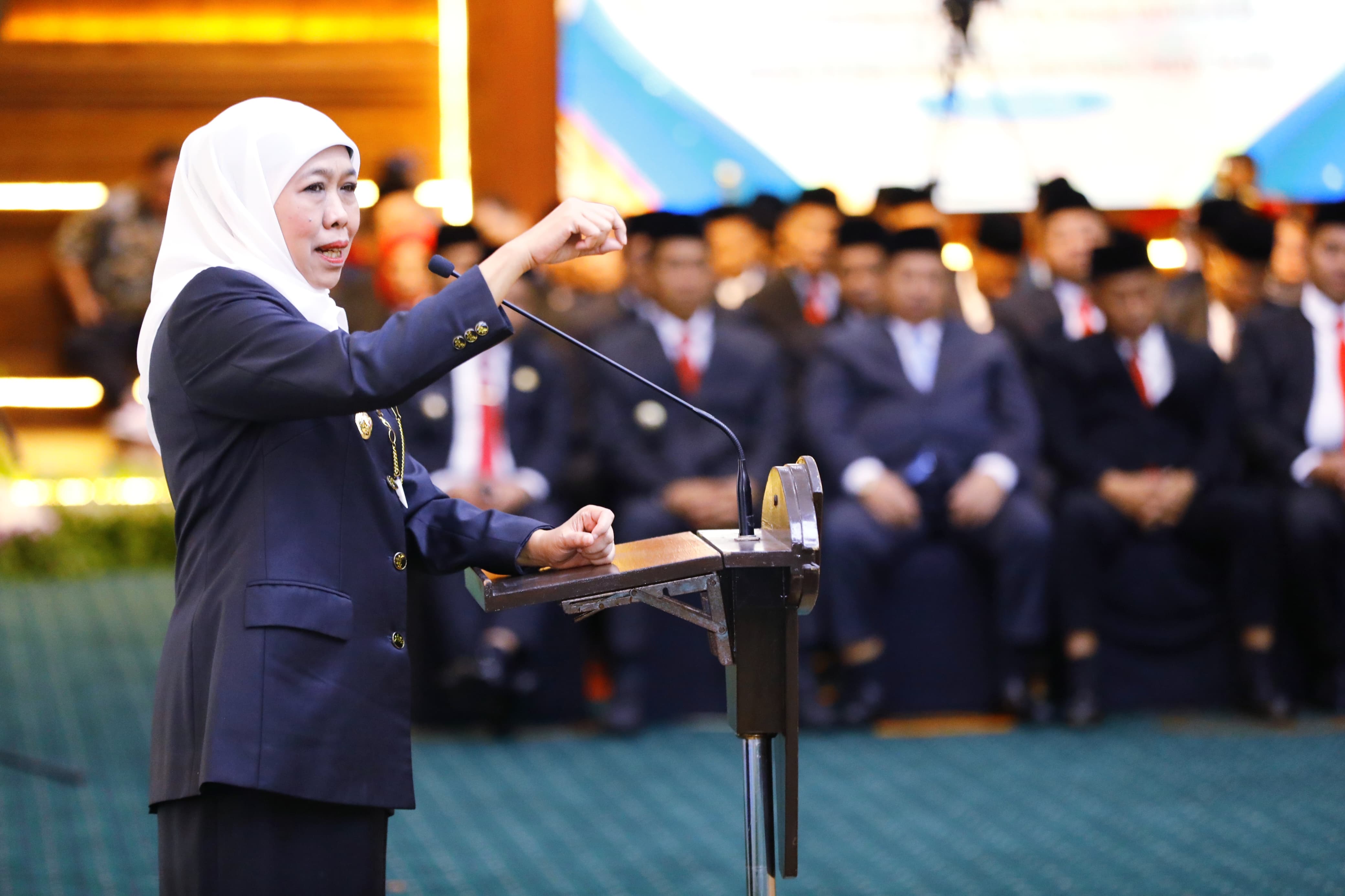 Hadiri Pelantikan Ketua TP PKK dan Pembina Posyandu Kab/Kota se-Jatim, Gubernur Khofifah Ajak Tingkatkan SDM, Turunkan Stunting dan Sukseskan MBG