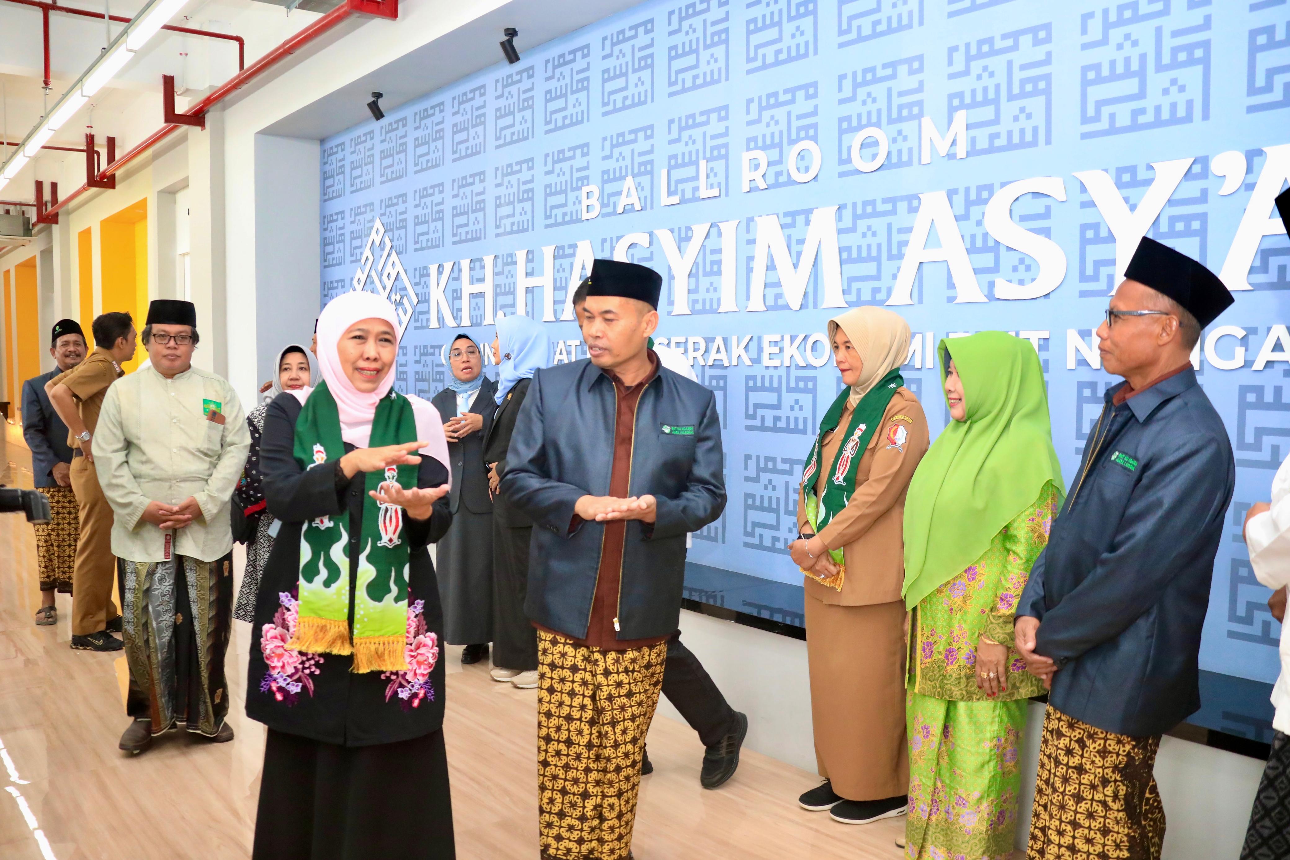 Kunjungi BMT NU Ngasem Bojonegoro, Gubernur Khofifah : Jadi Referensi Sebagai Holding  Koperasi
