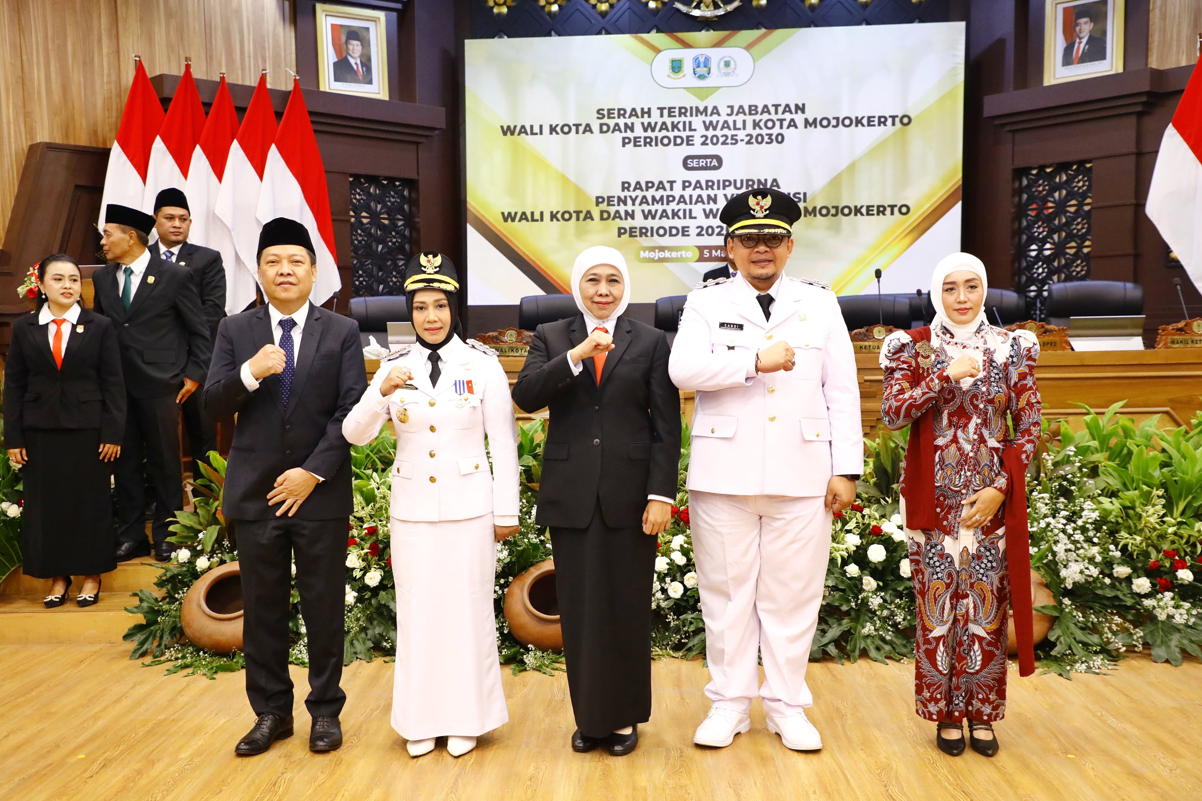 Hadiri Sertijab Walikota dan Wakil Walikota Mojokerto, Gubernur Khofifah Ajak Siapkan Sekolah Rakyat untuk Keluarga Miskin dan Miskin Ekstrim