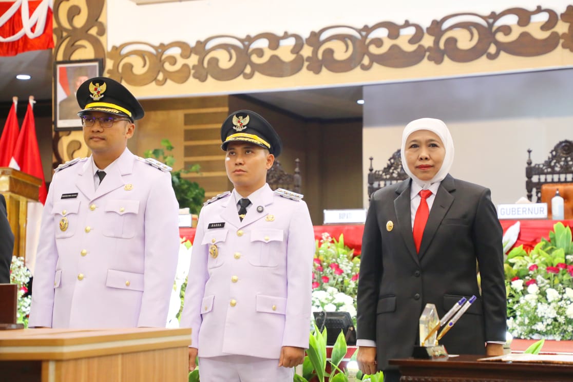 Hadiri Sertijab Bupati-Wabup Mojokerto, Gubernur Khofifah Tekankan Pentingnya Transportasi Publik Wilayah Aglomerasi Gerbangkertosusila
