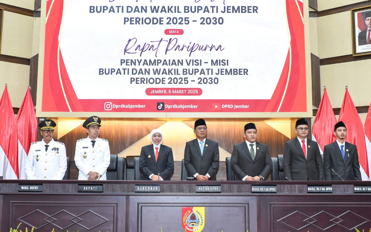 Hadiri Sertijab Bupati – Wabup Jember, Gubernur Khofifah Pesankan Program Quick Win Untuk Peningkatan Kualitas SDM Lewat Sekolah Rakyat dan MBG