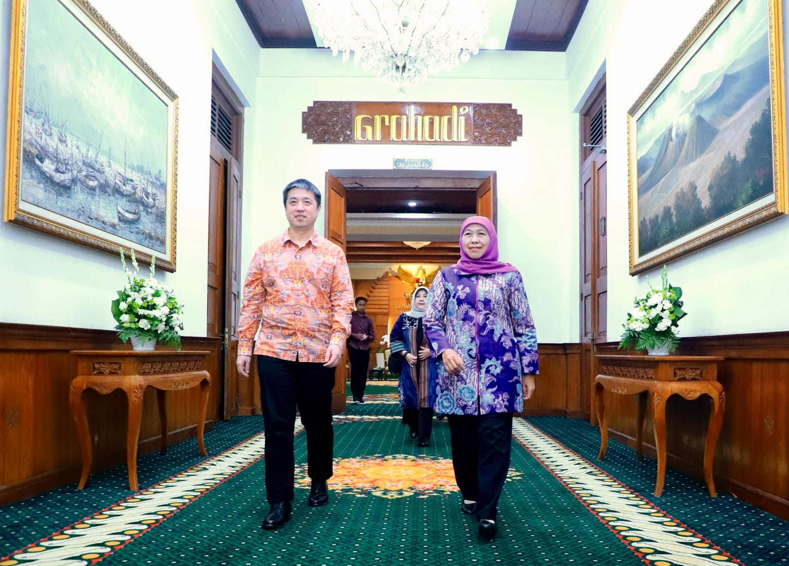 Terima Kunjungan Konjen RRT Di Surabaya, Gubernur Khofifah Bahas Peluang Kerjasama Sektor Peternakan, Kesehatan Hingga Sosial Budaya