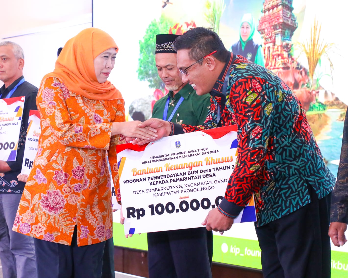 Wujudkan Kedaulatan Pangan di Jatim, Gubernur Khofifah Tekankan Peran Strategis BUMDesa Sebagai Penggerak Ekonomi dalam Mendukung Program MBG di Tingkat Desa