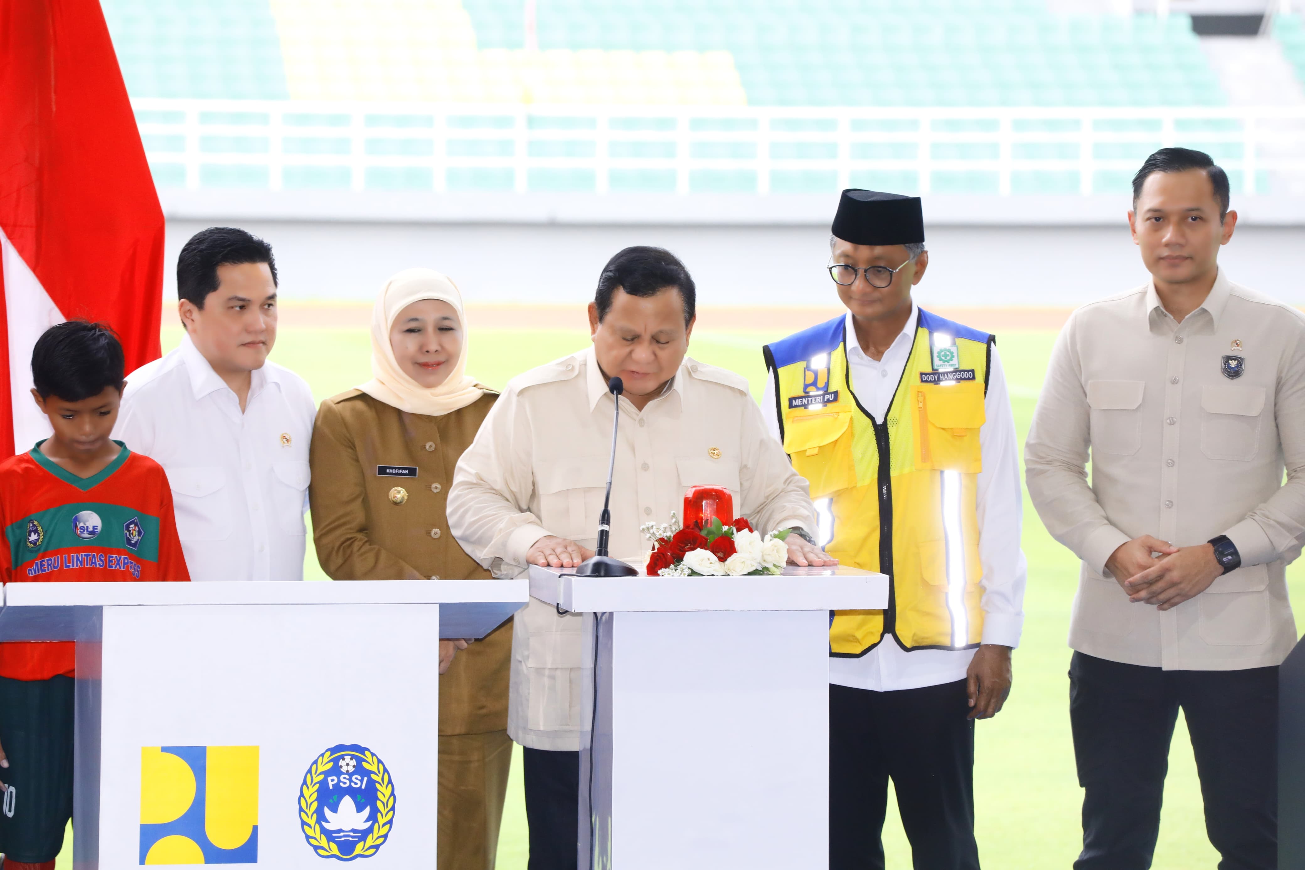 Presiden Prabowo Resmikan 17 Stadion Serentak di Gelora Delta Sidoarjo, Gubernur Khofifah Nyatakan Jatim Siap Jadi Tuan Rumah Ajang Nasional Hingga Internasional