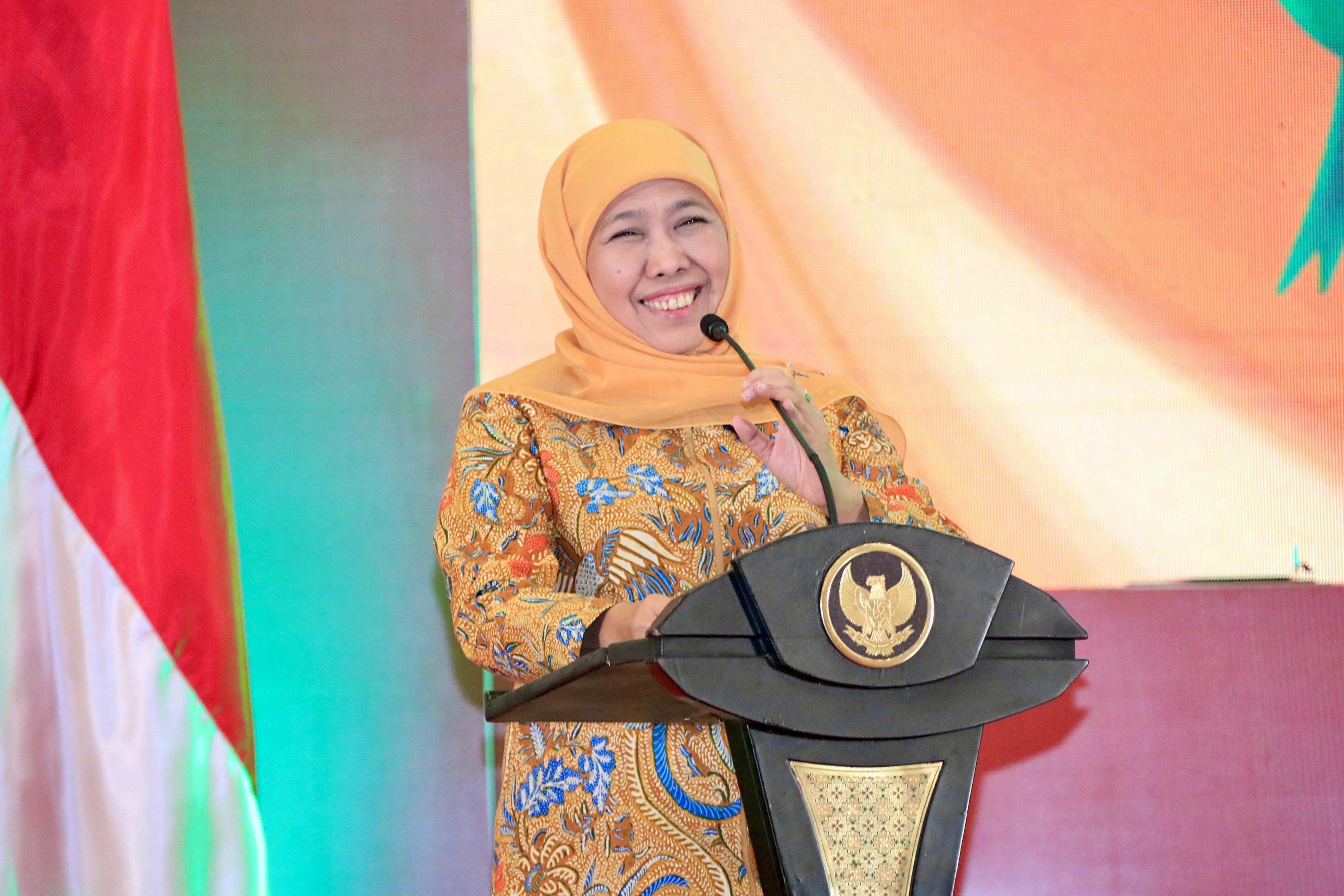 Gubernur Khofifah Tekankan Pengusaha di Jatim Bayar THR Pekerja/Buruh Maksimal H-7 Lebaran