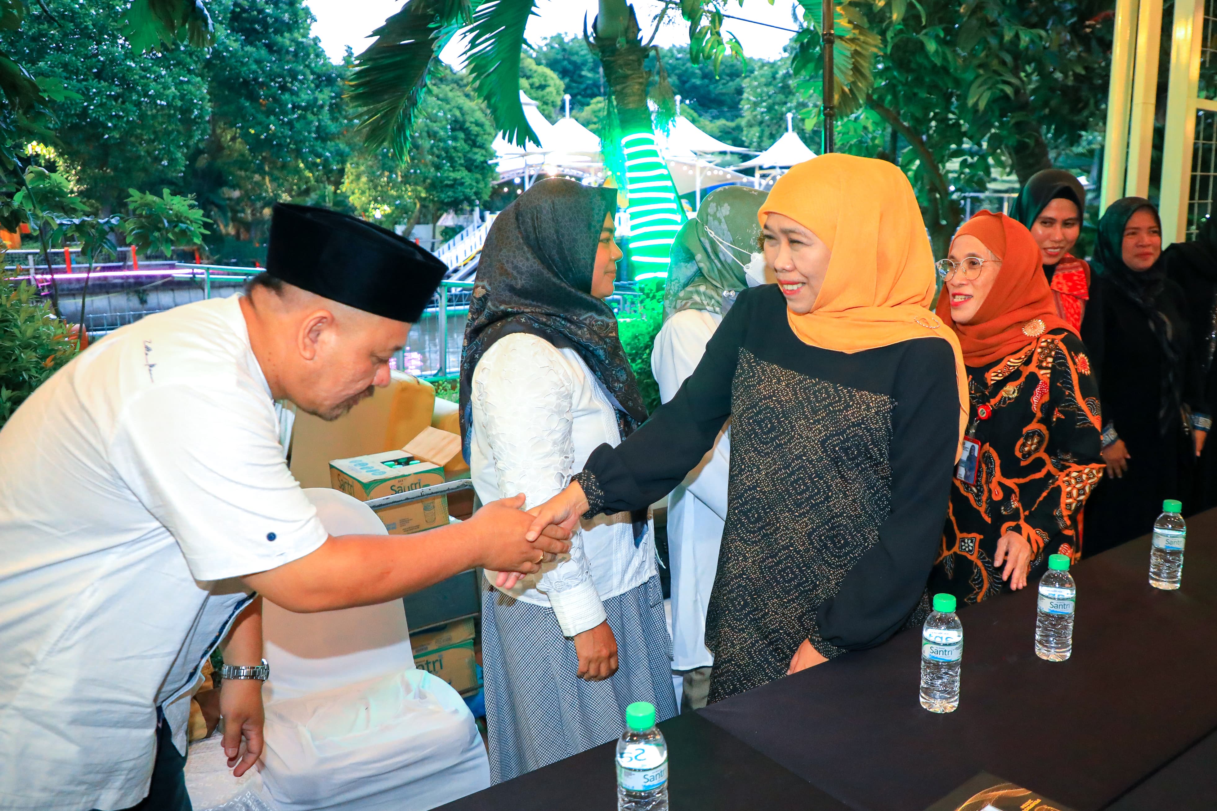 Gubernur Khofifah Apresiasi Peran Pejuang Kemanusiaan dan Agen Perubahan, Wujudkan Masyarakat Jatim Lebih Sejahtera Mandiri dan Tangguh