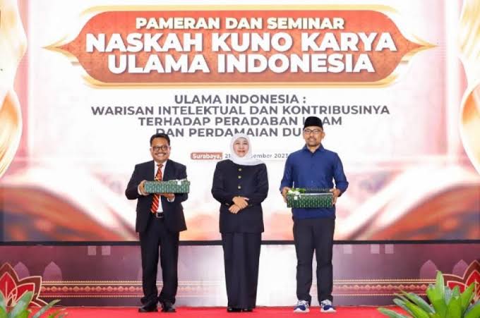Pameran Naskah Kuno Warnai Haul Akbar Syaikhona Kholil Bangkalan, Gubernur Khofifah: Ini Komitmen Menjaga dan Menghargai Keilmuan Ulama Nusantara