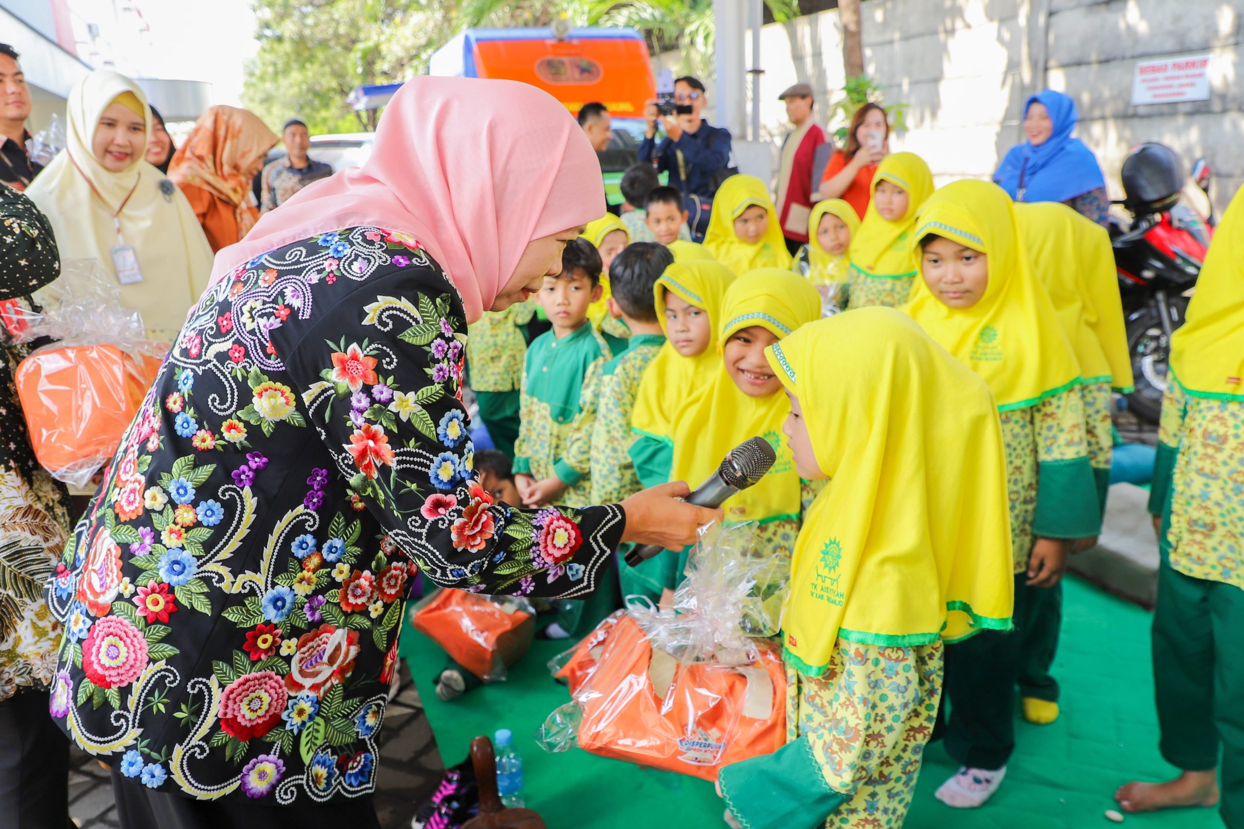 Hadiri Muskerwil PW Nasyiatul Aisyiyah Jatim, Gubernur Khofifah Ajak Perempuan Muda Berperan Aktif dalam Pelestarian Lingkungan
