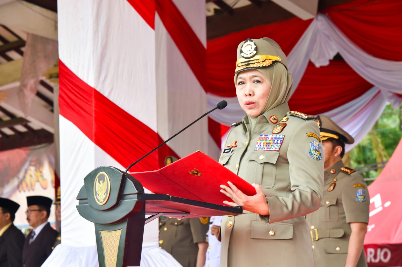 Gubernur Khofifah Minta Kuatkan Etos Kerja, Lindungi dan Layani Masyarakat Jawa Timur