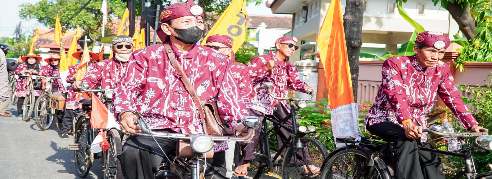 Ontoseno Kirab Tandai Usia Ke 17