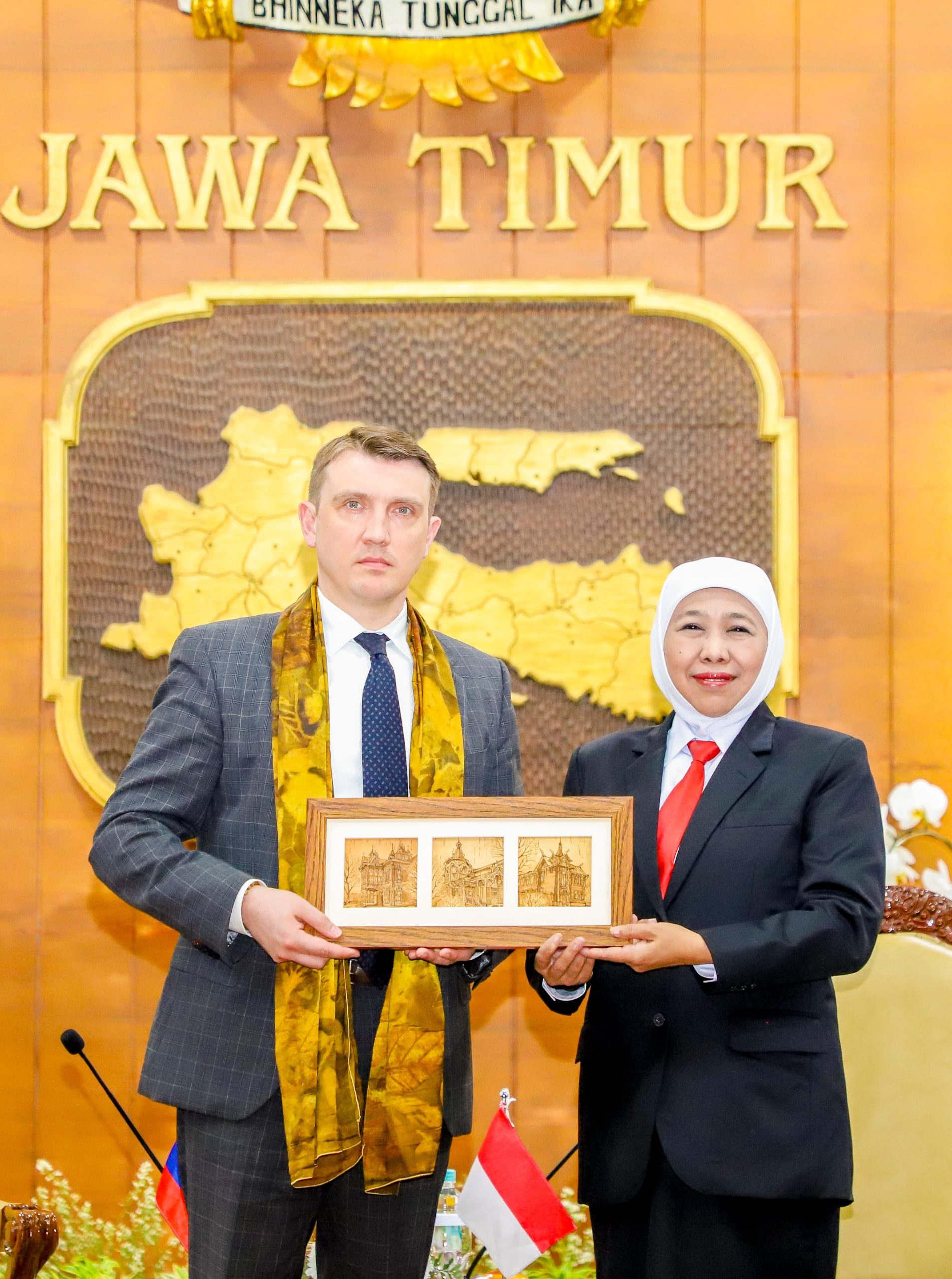 Terima Kunjungan Delegasi Provinsi Tomsk Rusia, Gubernur Khofifah Jajaki Kerjasama Bidang Pendidikan, Teknologi Industri Hingga Energi Terbarukan