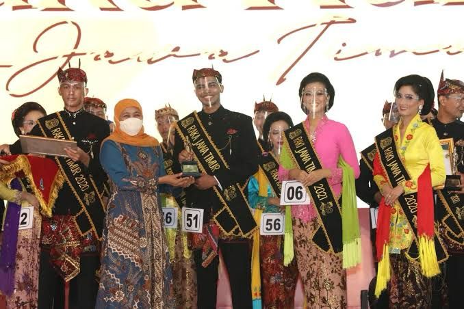 Puteri Indonesia 2025 dari Jatim, Khofifah Ucapkan Selamat : Jawa Timur Bangga pada Firsta