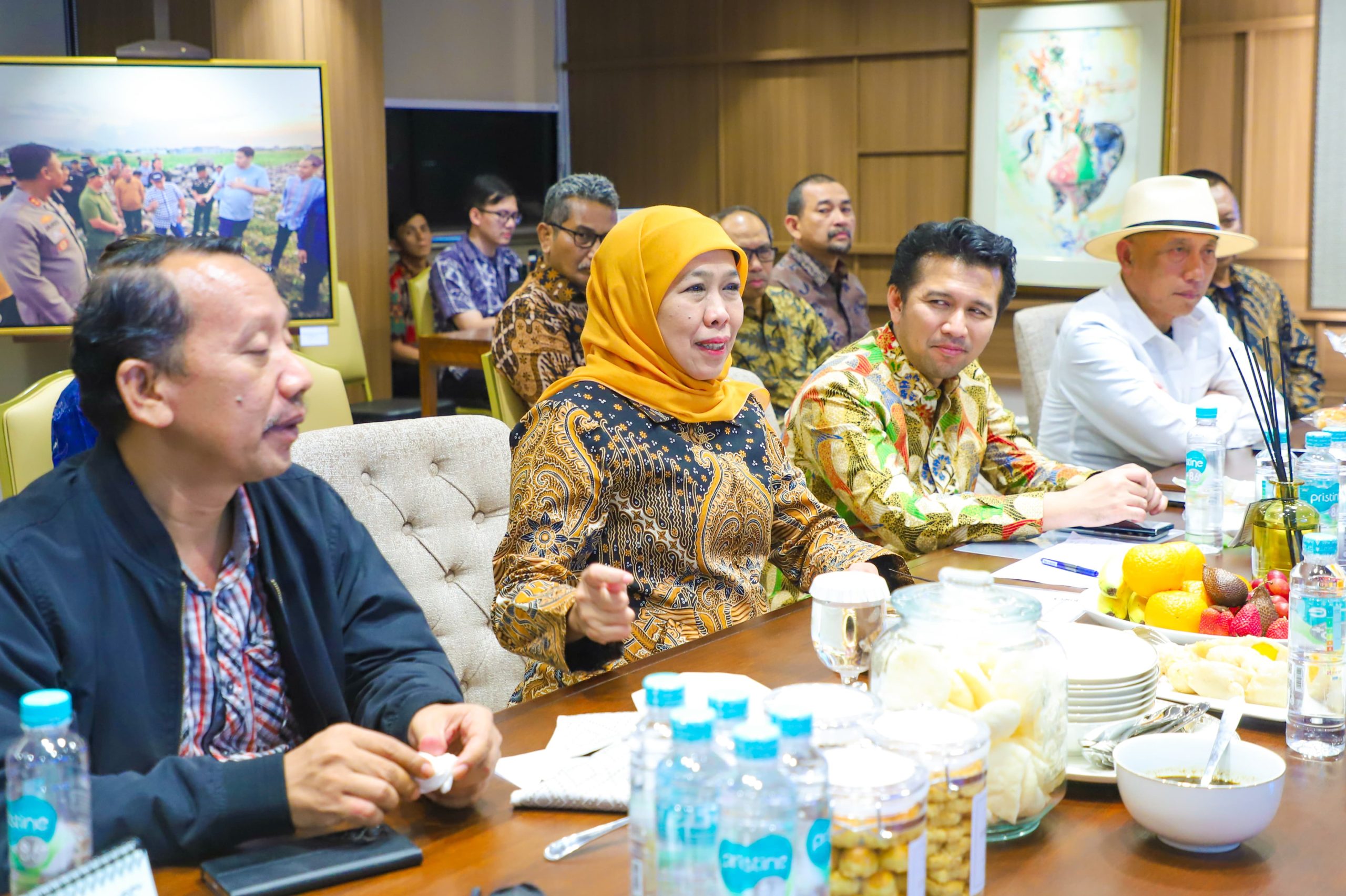 Khofifah-Emil Bersama PWI dan SPSI Jatim Temui Menteri PKP Maruarar Sirait, Diskusikan Rumah Bersubsidi Untuk Wartawan, Buruh dan Masyarakat Penghasilan Rendah