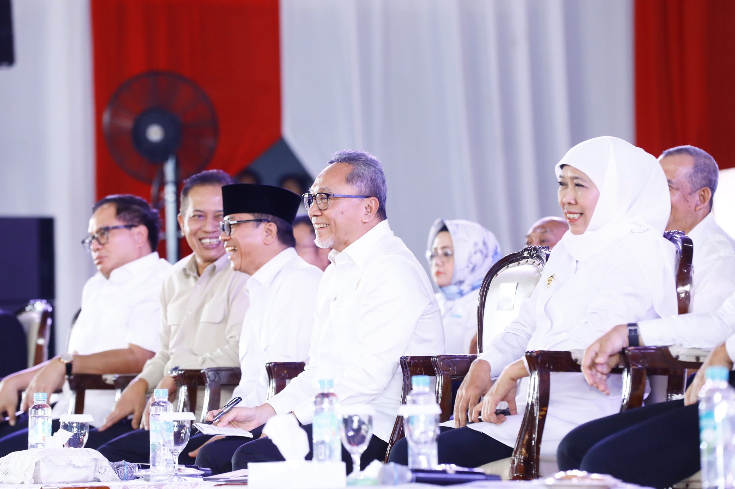 Pengesahan 3229 Koperasi Merah Putih Jatim Tertinggi Nasional, Gubernur Khofifah Optimis Segera  Wujudkan 100% di Seluruh Desa/Kelurahan se Jatim