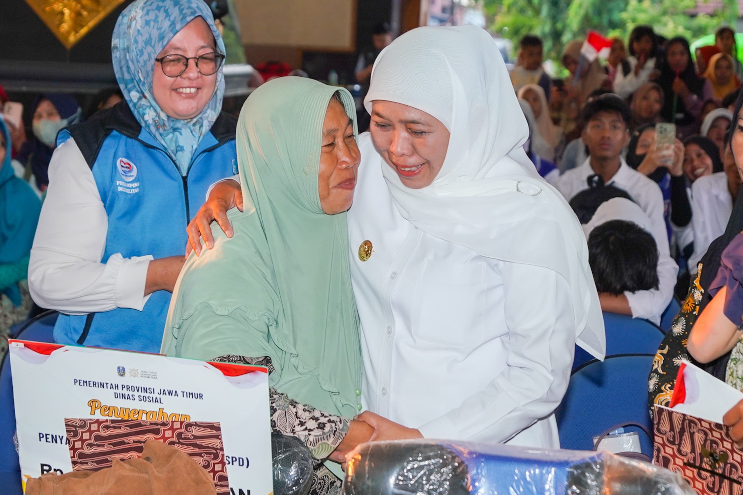 Salurkan Berbagai Bantuan Rp6,53 M di Tuban, Pastikan Tepat Sasaran dan Aman, Gubernur Khofifah: Mohon Jangan Dipakai Judol