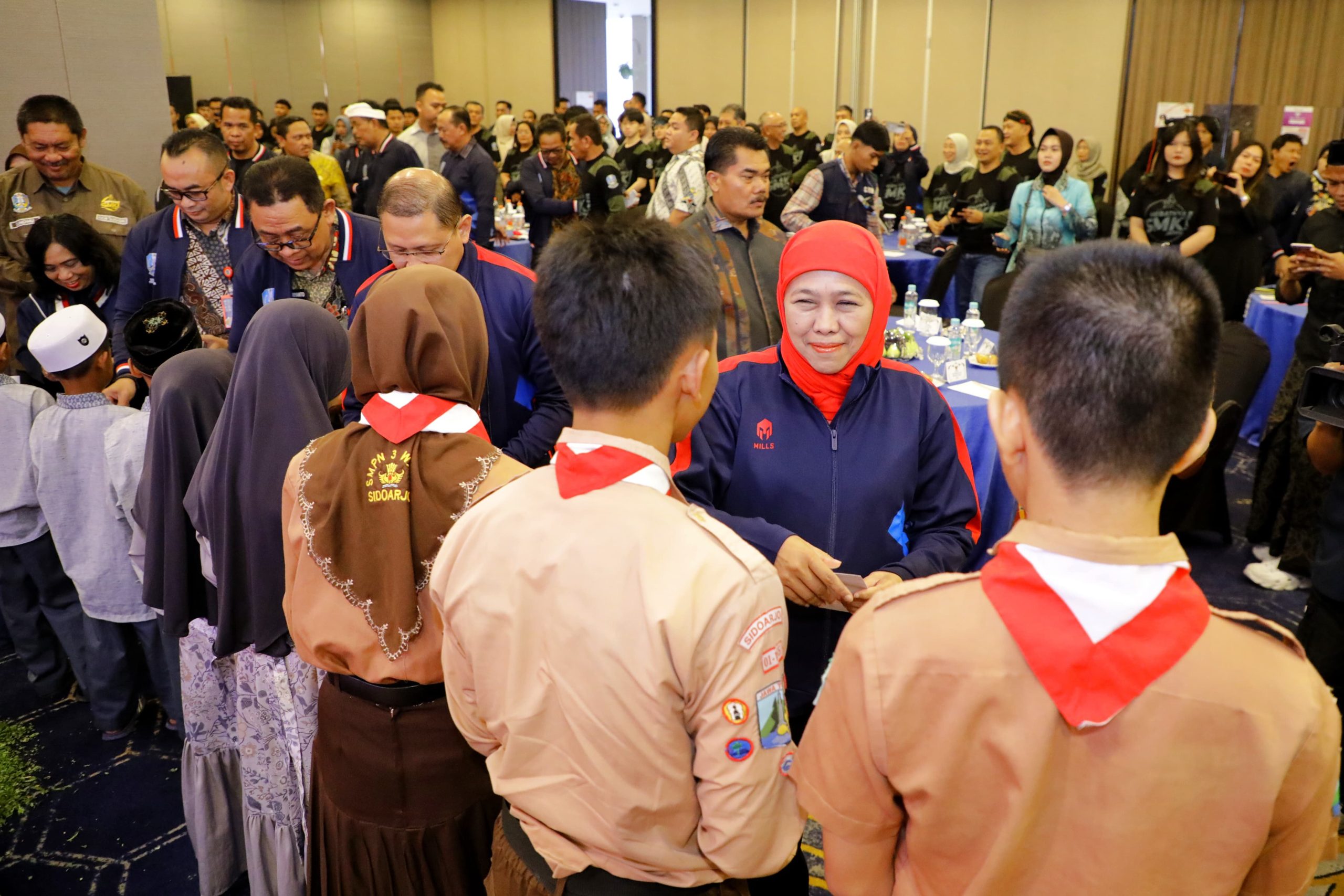 Iringi Langkah Juang Siswa SMK Jatim, Gubernur Khofifah Optimis Jawa Timur Hattrick Juara Umum LKS Dikmen Tingkat Nasional 2025