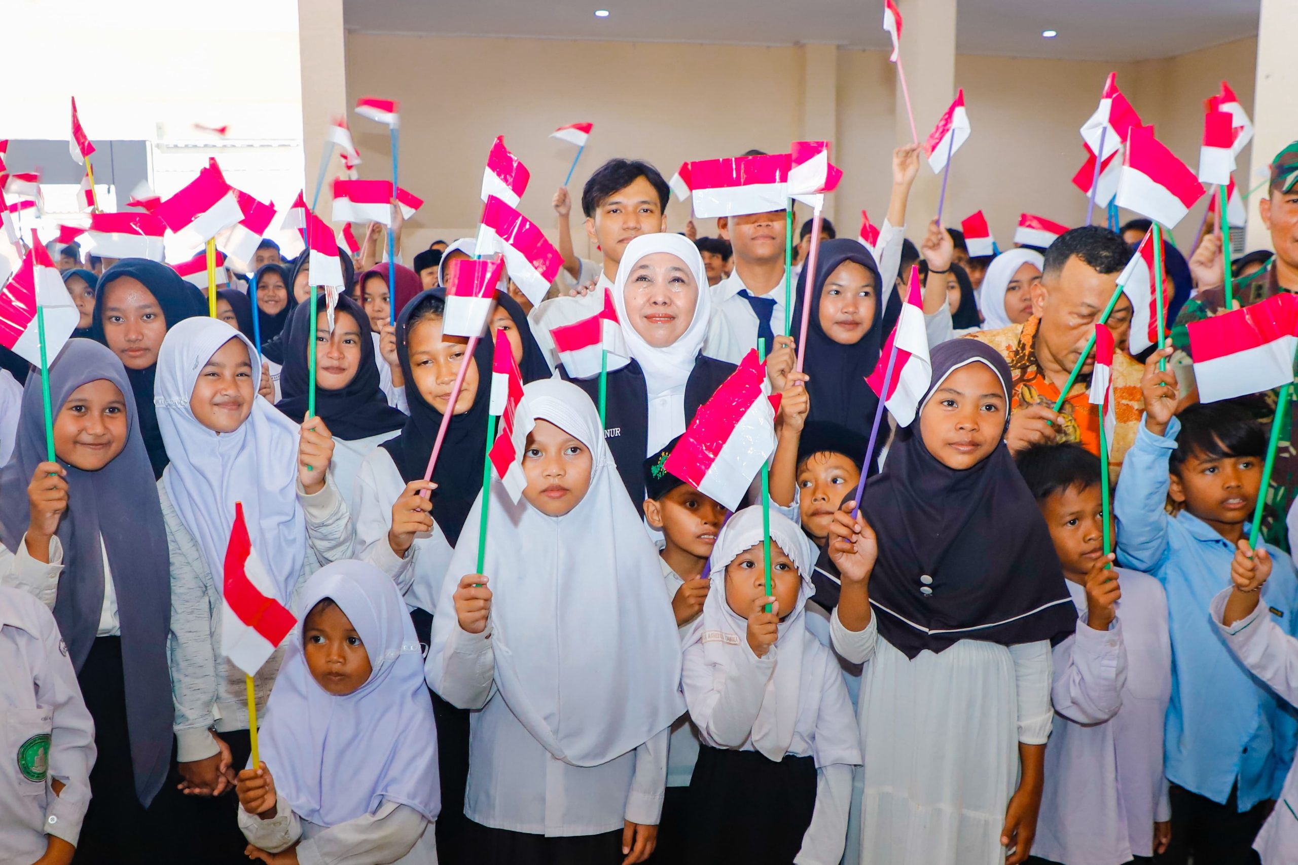 Gubernur Khofifah Apresiasi Sekolah Rakyat Ponorogo Layani Siswa SD, SMP dan SMA: Lengkap, Luas, dan Siap Cetak Anak Hebat