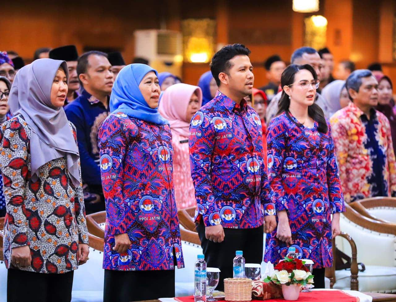 Gubernur Khofifah Pastikan Pemprov Jatim Siap Kawal Status Kepegawaian Perangkat Desa