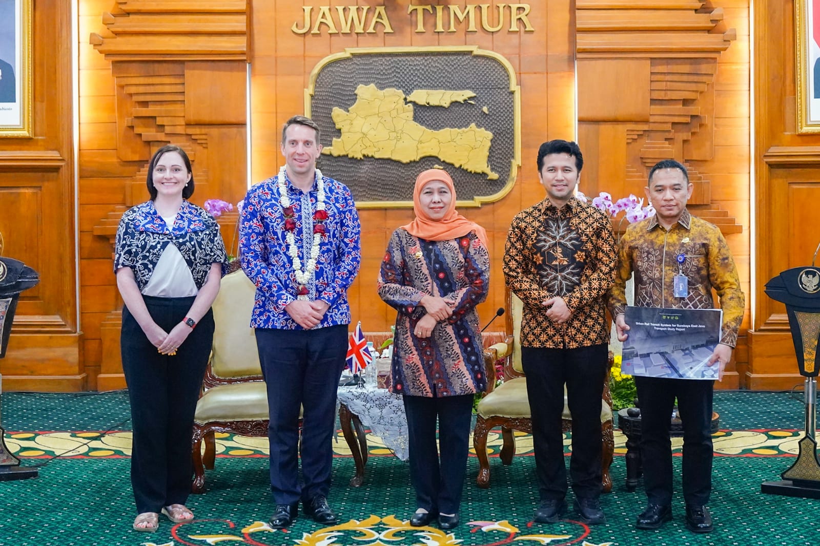 Gubernur Khofifah Apresiasi Dukungan Pemerintah Inggris Perkuat Transformasi Transportasi Publik Di Jatim