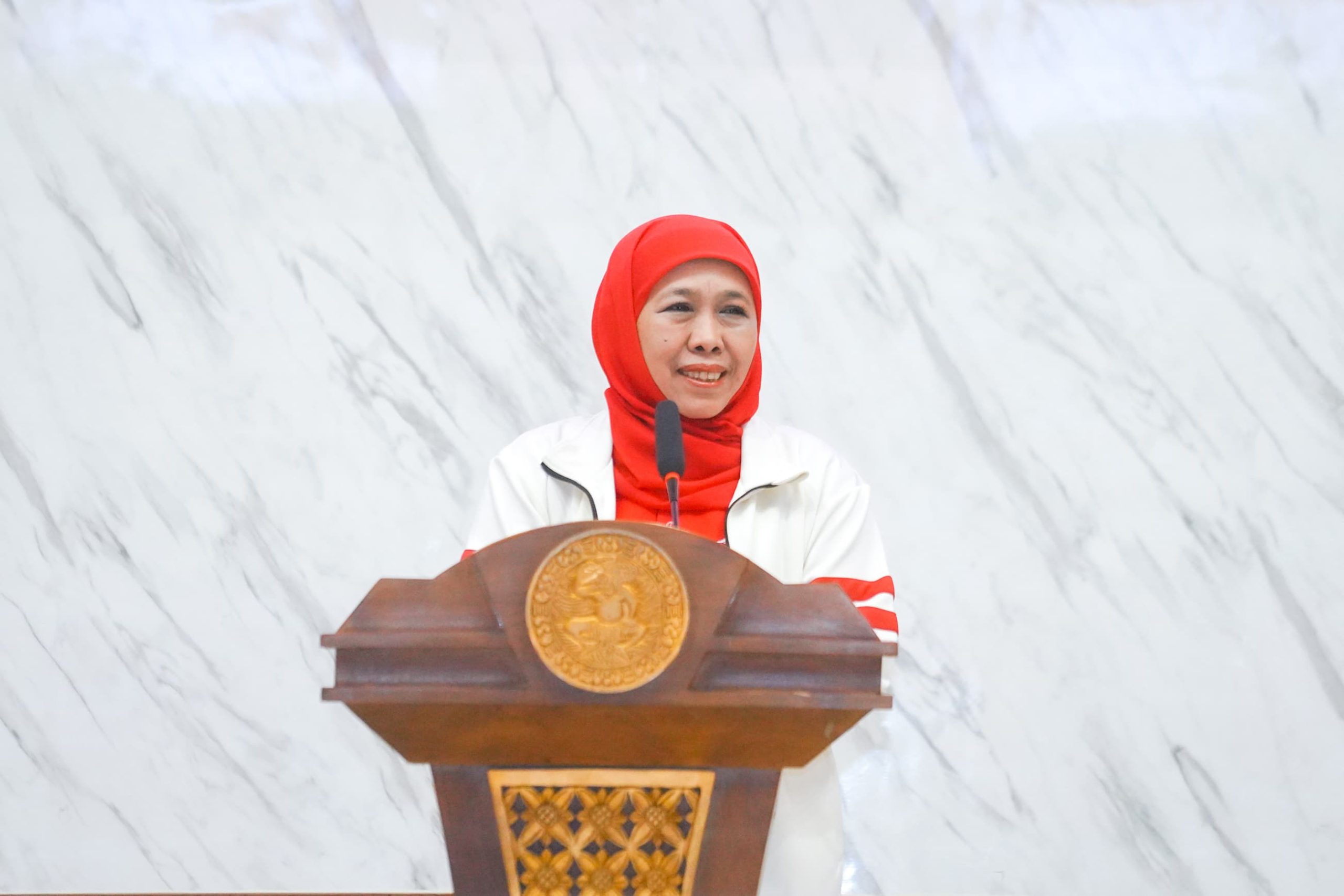 Lepas Wanala UNAIR, Hari Ini Bergabung Tim Ekspedisi 80 Gunung Arjuno, Gubernur Khofifah Pesankan Wejangan Sunan Kalijaga: Urip Iku Urup