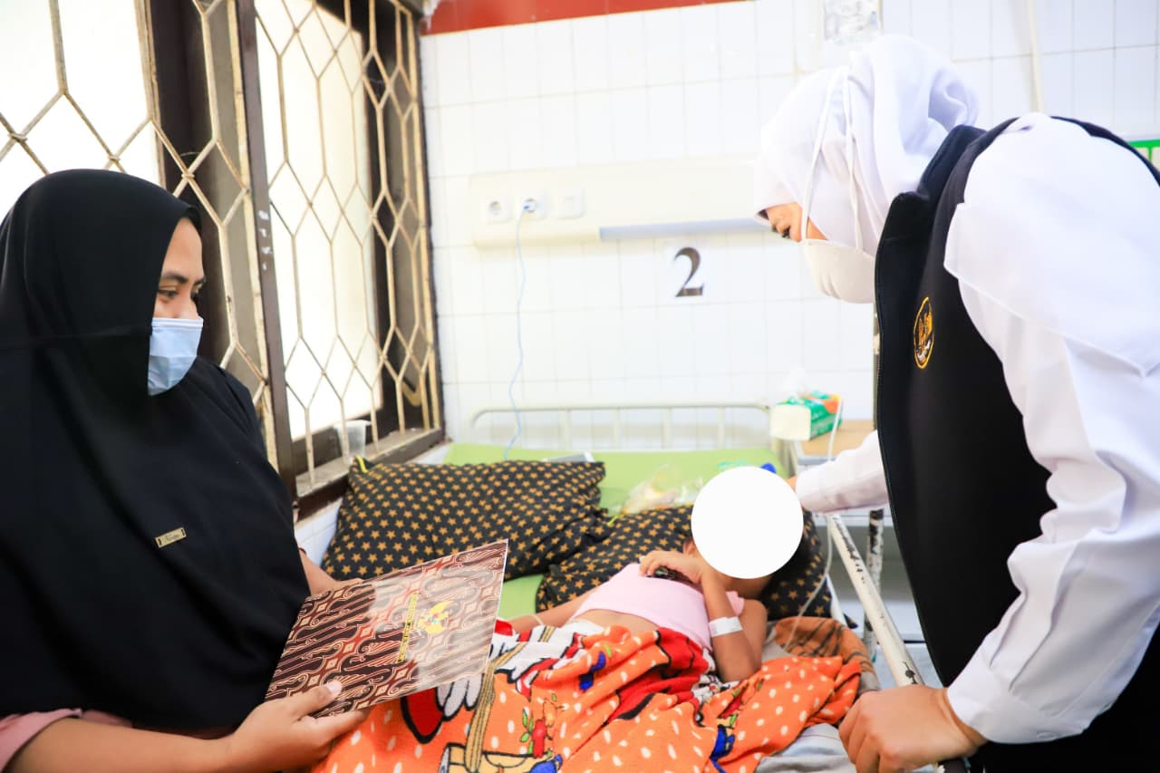 Gubernur Khofifah Turun Langsung ke Sumenep Tangani KLB Campak, Kuatkan Kolaborasi dan Sosialisasi Terpadu Lintas Sektor