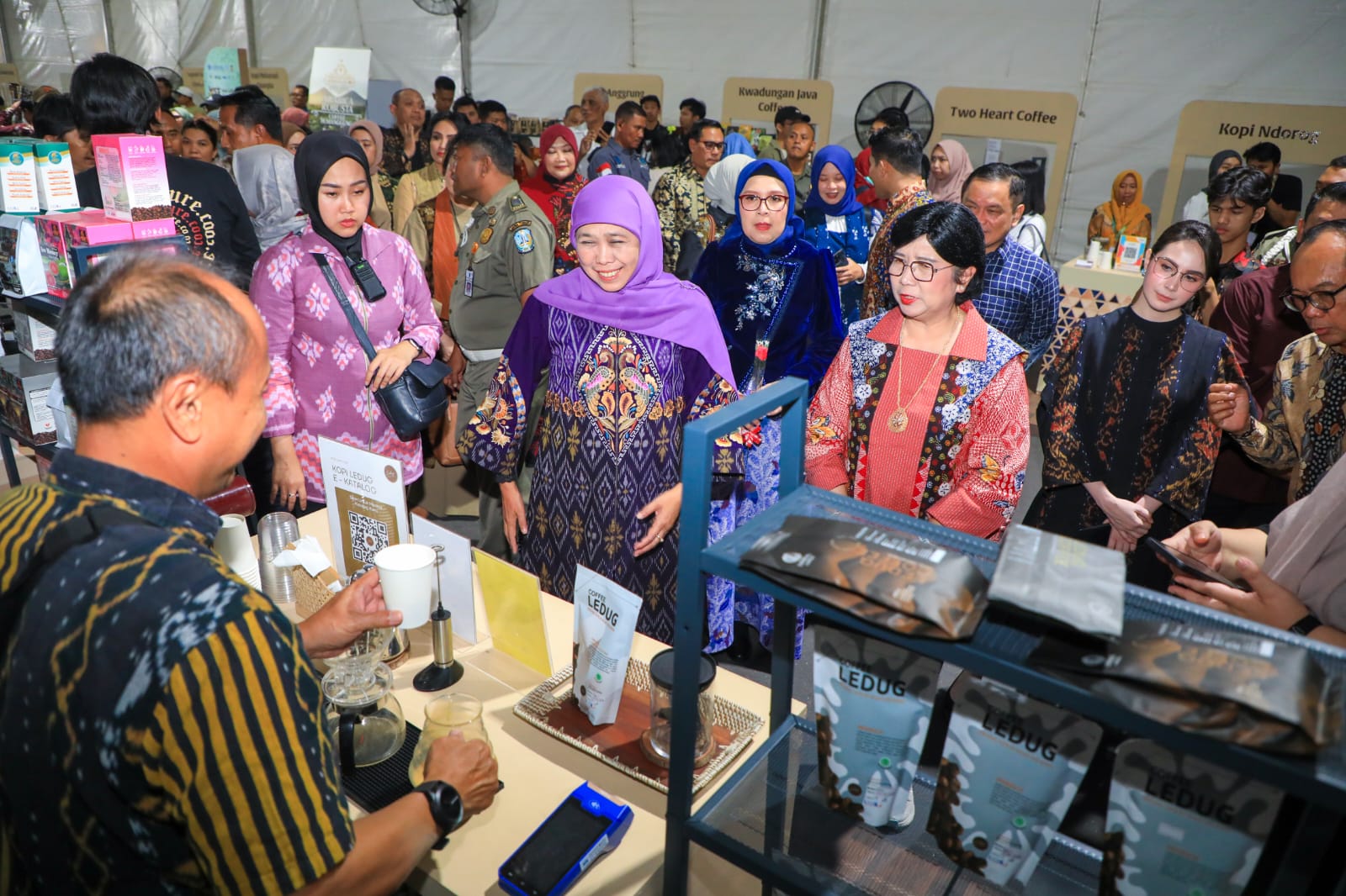 Tutup Gelaran Java Coffee and Flavors Fest 2025, Gubernur Khofifah Optimistis Kopi dan Kakao Jatim  Makin Besar Tembus Pasar Global