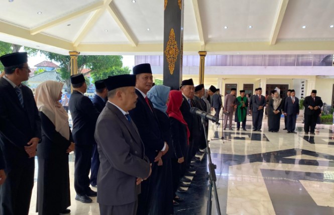 25 Pejabat Pemkab Jombang Dimutasi, Bupati Warsubi: Jabatan Bukan Hak, tapi Amanah