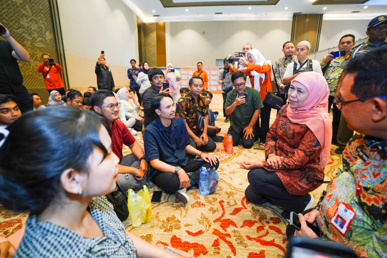 Gubernur Khofifah Resmi Buka Job Fair Inklusif 2025, Pastikan Akses Karier Setara untuk Seluruh Warga Jawa Timur