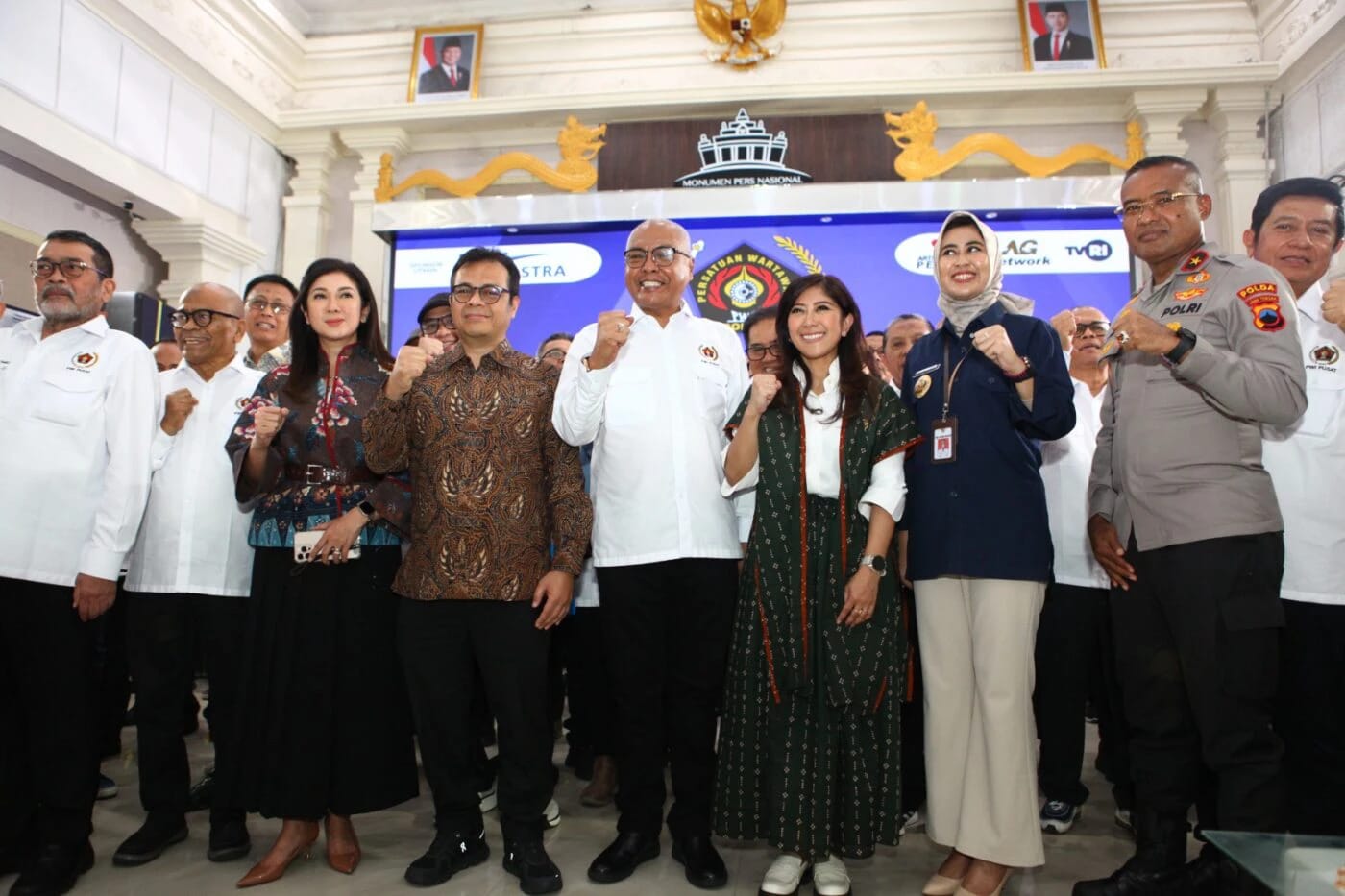 Pengurus PWI Pusat 2025–2030 Resmi Dikukuhkan di Monumen Pers Solo, Menkomdigi: Pers Harus Jadi Cahaya Kebenaran dan Perekat Bangsa