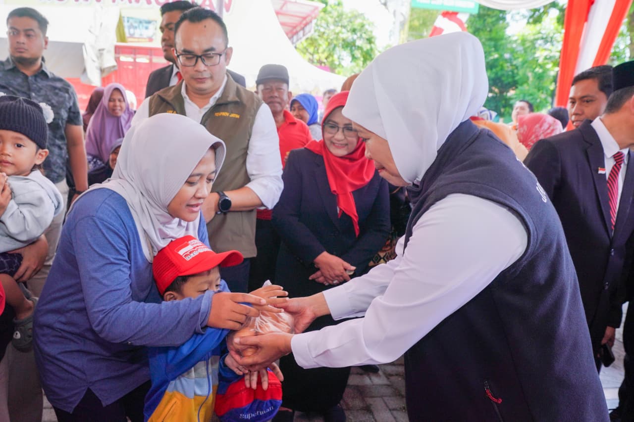 Pasar Murah Magetan Jadi Bukti Komitmen Gubernur Khofifah Lindungi Konsumen dan Kuatkan Produsen Lokal
