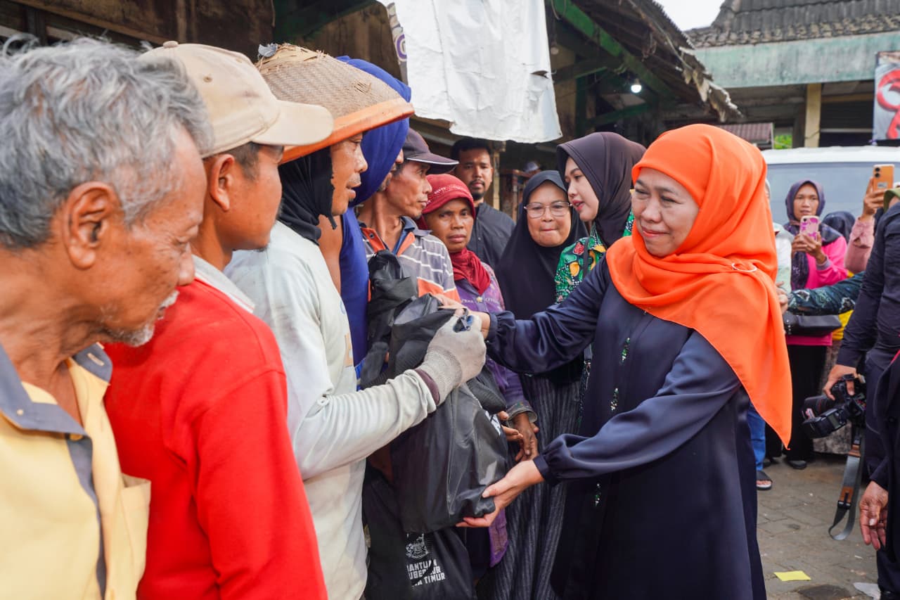 Gubernur Khofifah: Harga Murah dan Kualitas Bagus Jadikan Pasar Plaosan Andalan Agrobisnis Jatim