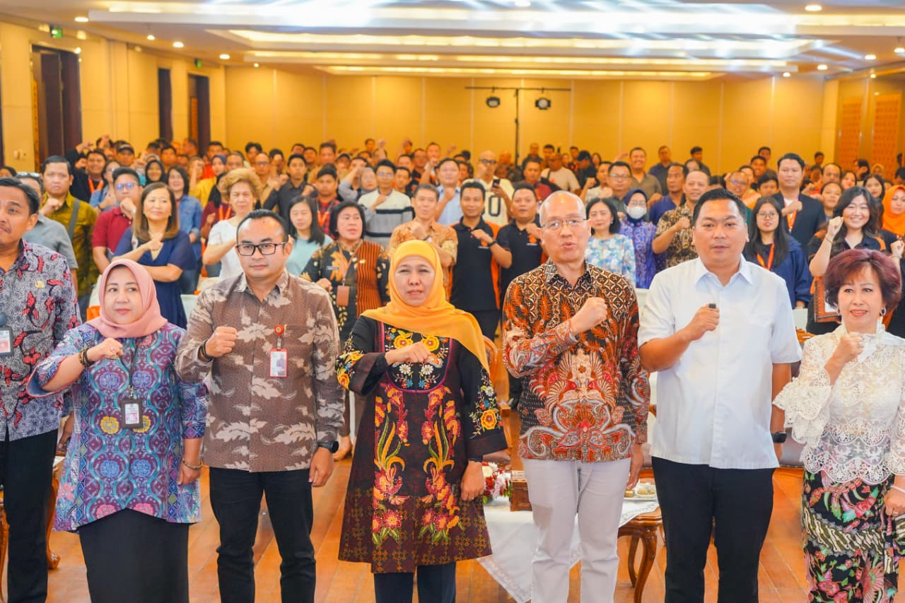 Gubernur Khofifah Resmikan Pembukaan PRJ Surabaya 2025, Dorong Pertumbuhan Ekonomi Inklusif dan Serapan Tenaga Kerja