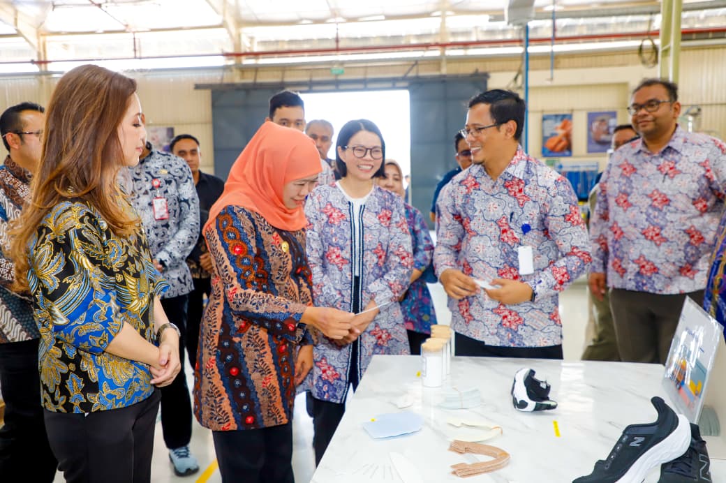 Gubernur Khofifah Pastikan Investasi Rp623 Miliar Coats Rejo Jadi Penggerak Ekonomi dan Lingkungan Berimbang