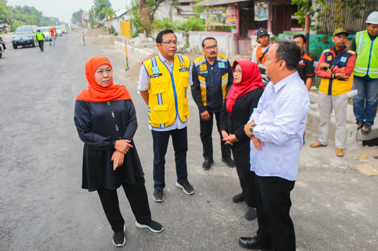 Gubernur Khofifah Tinjau Pelebaran Jalan Sugihwaras Magetan, Dorong Konektivitas dan Ekonomi Kawasan Mataraman