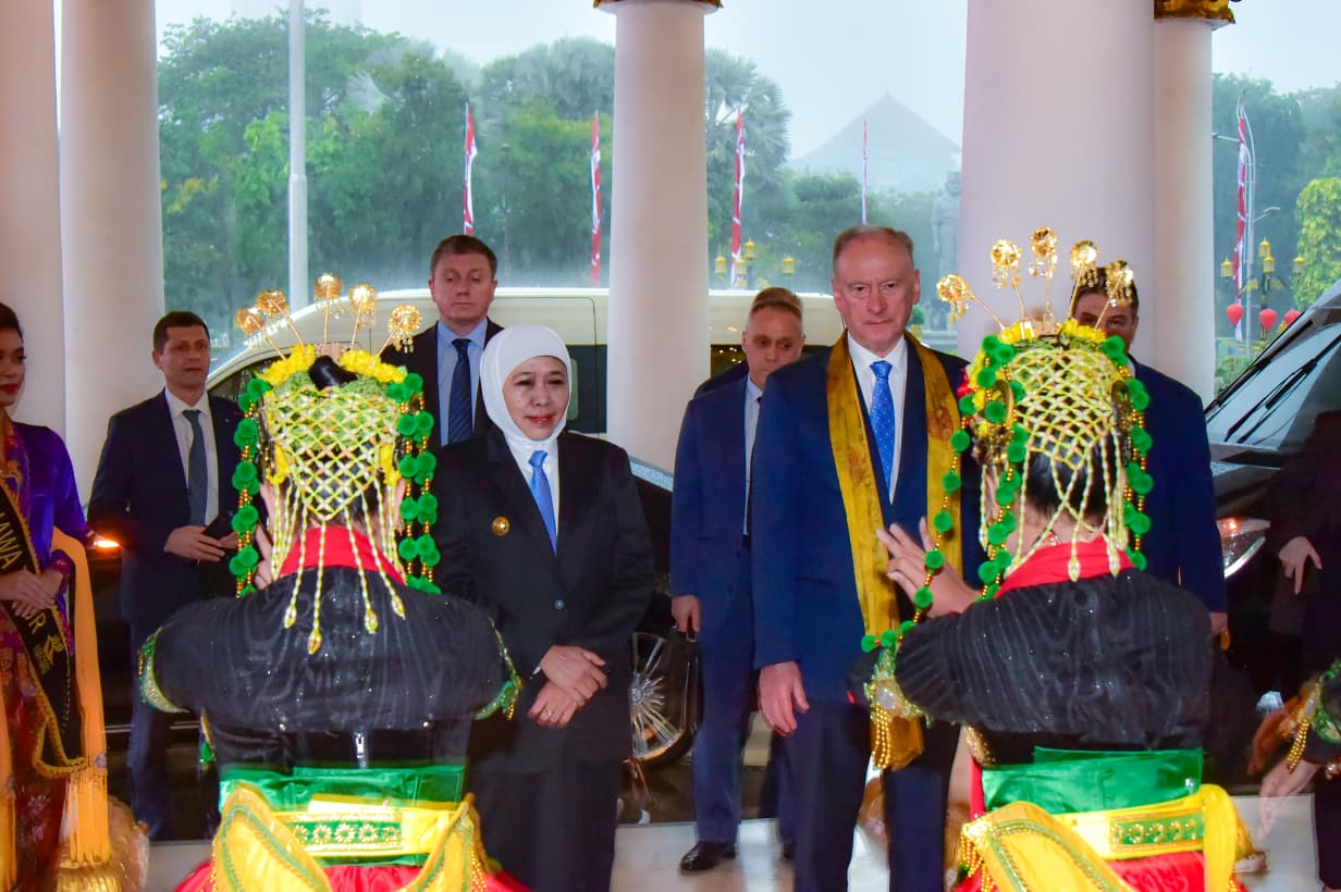 Gubernur Khofifah Dorong Peningkatan SDM Kemaritiman Jatim melalui Kolaborasi Pendidikan Maritim Bersama Federasi Rusia