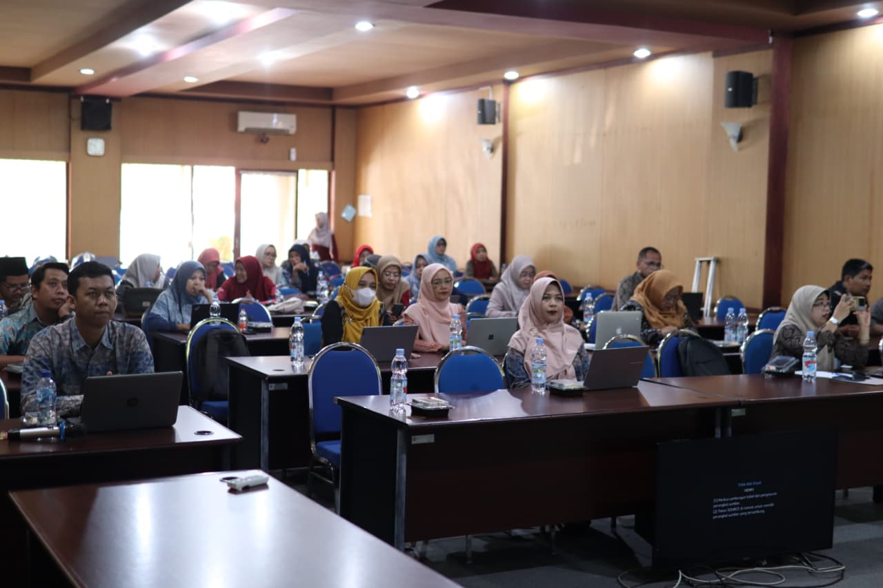 UNIPDU Perkuat Budaya Riset Lewat Workshop Penulisan Artikel Bereputasi