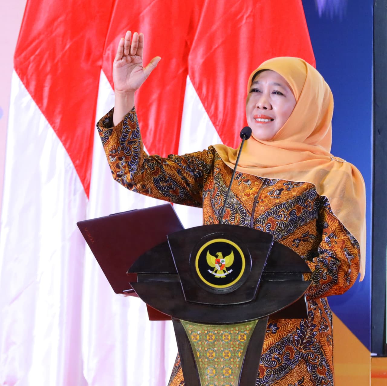 Gubernur Khofifah Minta Camat–Sekcam–Sekdes Jemput Bola Sukseskan Program Strategis Nasional sampai Desa