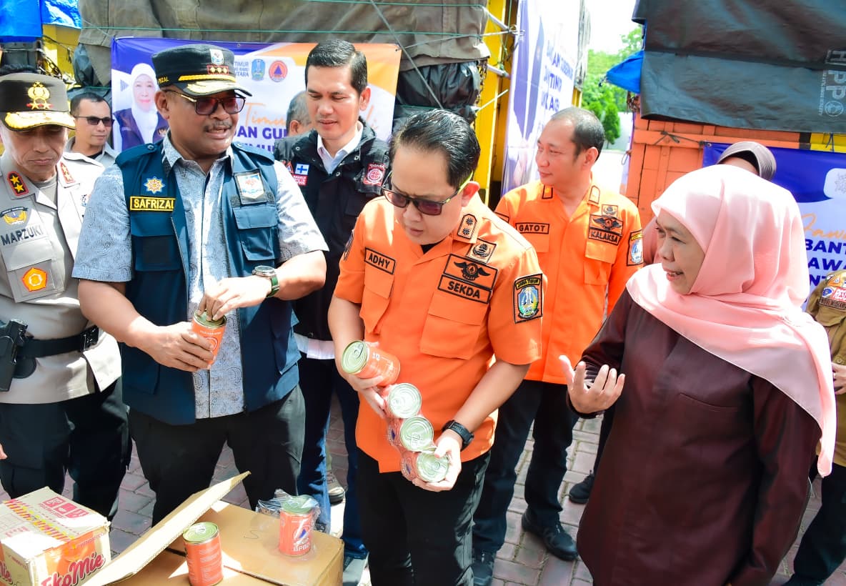 Gubernur Khofifah Salurkan Bantuan Rp3,895 Miliar, Wujud Solidaritas Jawa Timur untuk Korban Bencana Aceh