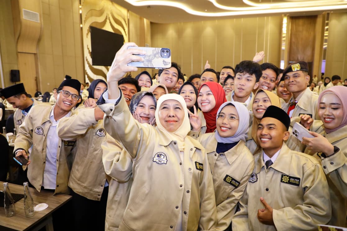 Gubernur Khofifah Kukuhkan 400 Patriot Integritas Muda, Tegaskan Jatim Siap Jadi Teladan Tata Kelola Bebas Korupsi