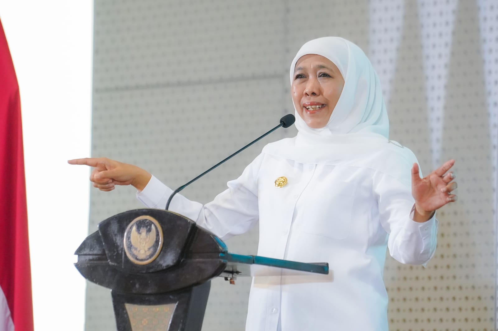 Gubernur Khofifah Resmikan OPOP Training Center ITS untuk Perkuat Inovasi, Teknologi, dan Daya Saing Produk Pesantren Jawa Timur