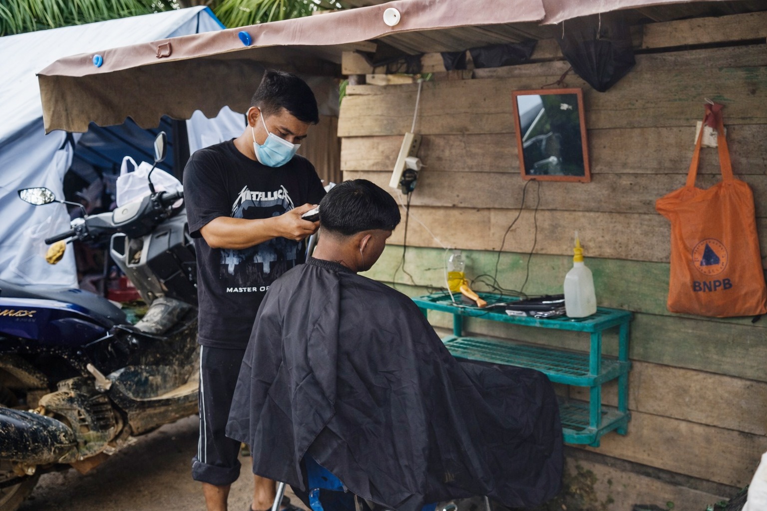 Syarifudin Bangkit, Menolak Kalah di Tengah Duka Pascabencana
