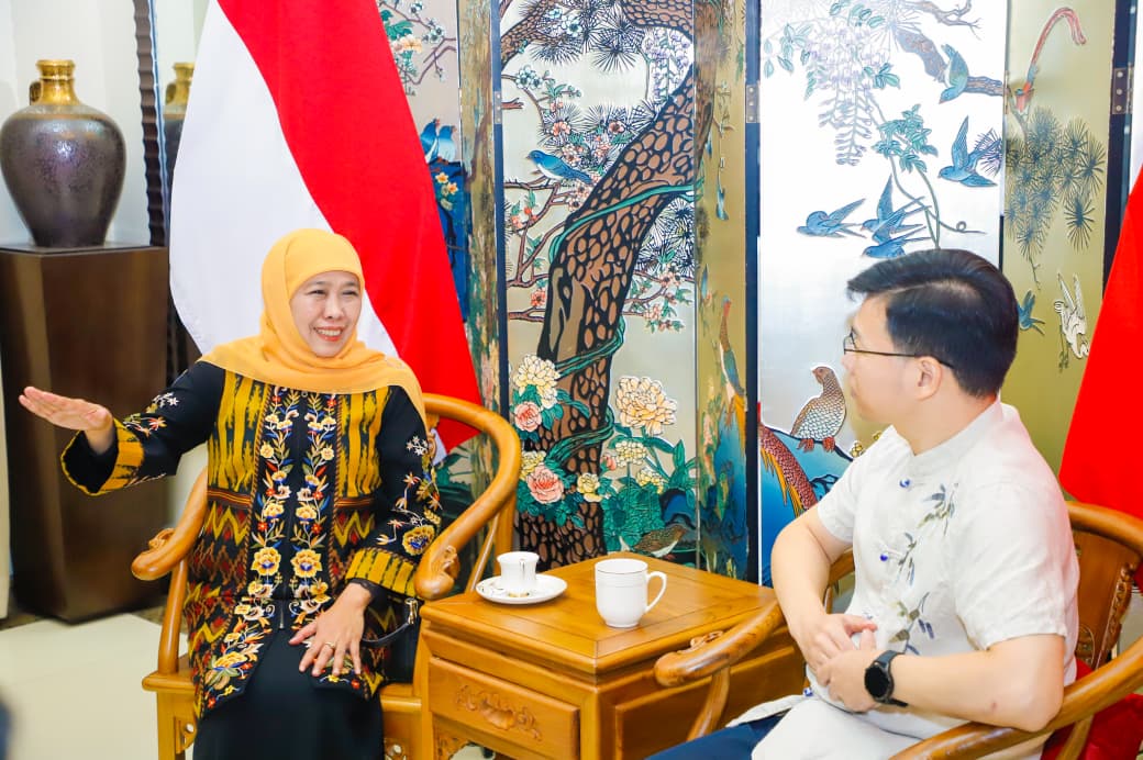 Gubernur Khofifah Bertemu Konjen RRT di Surabaya, Sepakati Penguatan Beasiswa dan Pelatihan Guru SMK untuk Dorong Ekspor Jatim