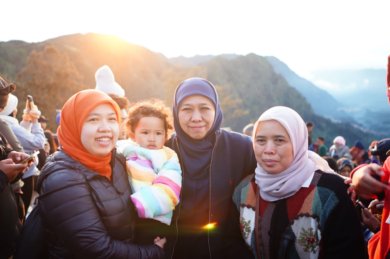 Pergerakan Wisatawan Libur Nataru 2026 Tembus 19,8 Juta Lebih, Gubernur Khofifah Optimis Jatim Tetap Jadi Magnet Utama Liburan Nasional