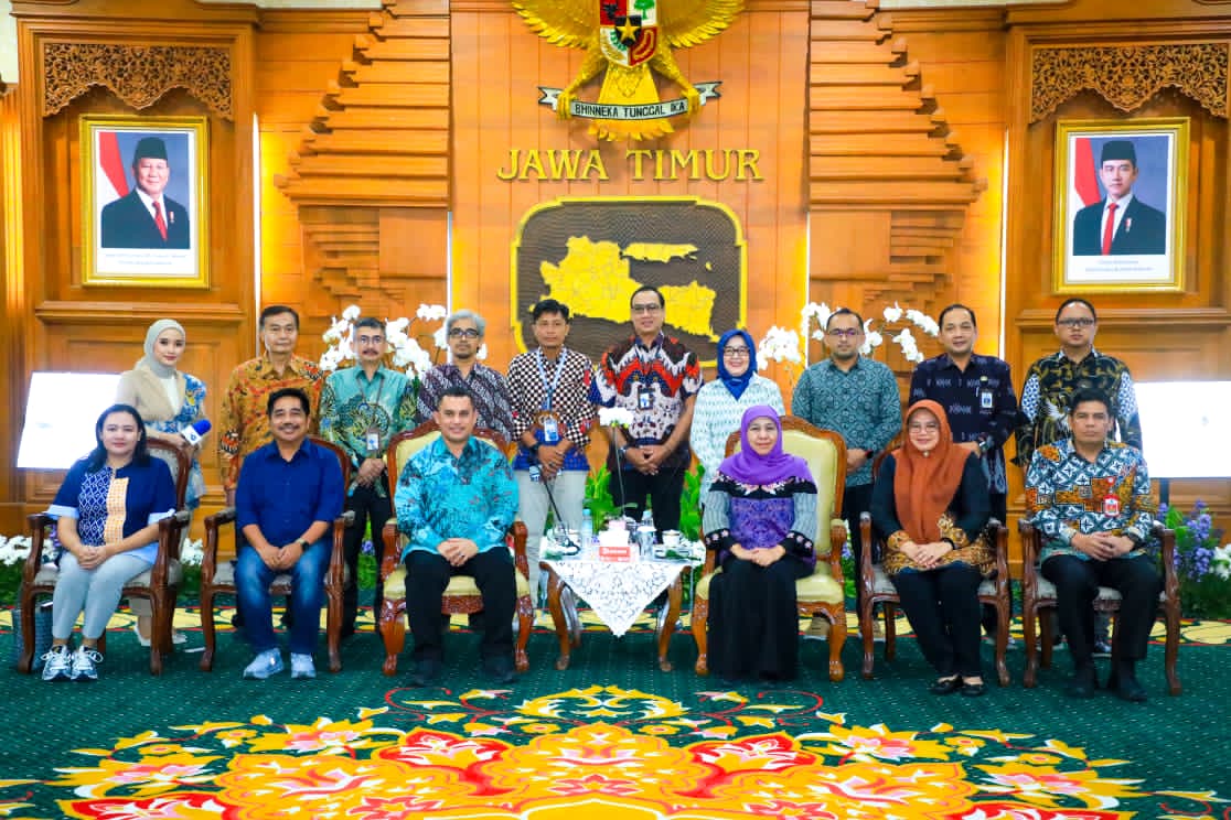 Gubernur Khofifah Dorong Kolaborasi Pemerintah, TNI-Polri, dan TVRI untuk Menyukseskan Perhelatan FIFA World Cup 2026 di Jawa Timur