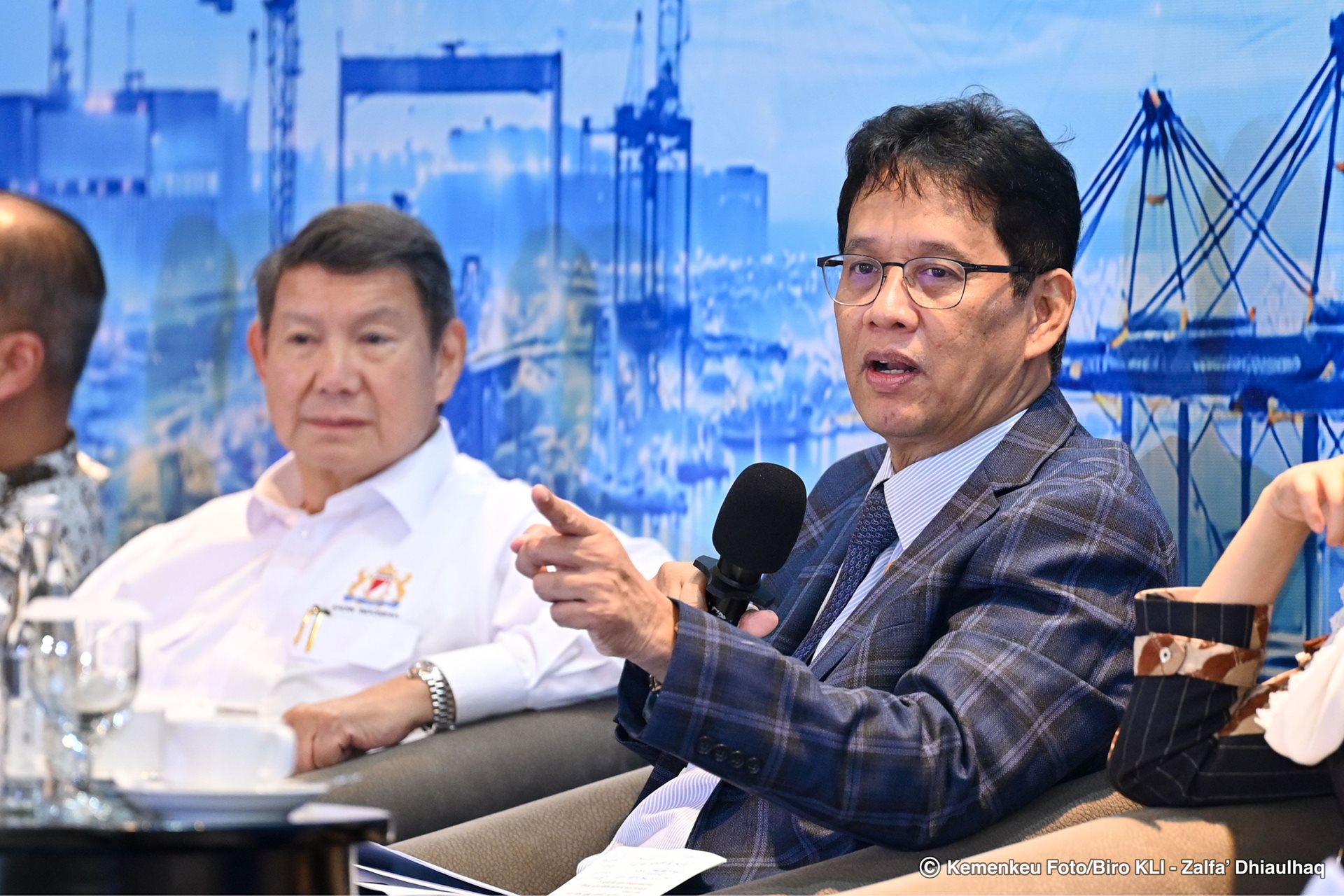 Menkeu Ajak Sinergi Bangkitkan Industri Galangan Kapal