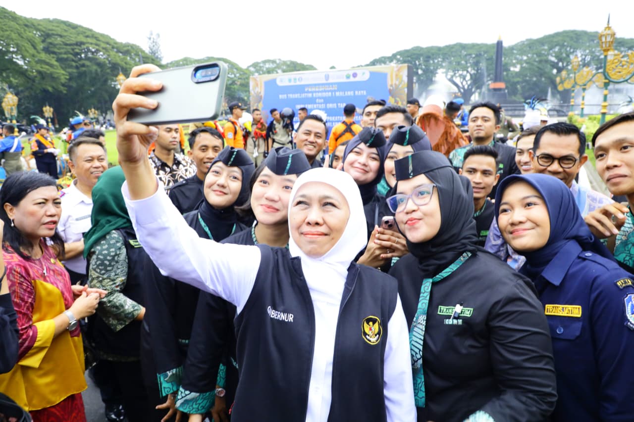 Gubernur Khofifah Gratiskan Trans Jatim, Ajak Warga Nikmati Lebaran Aman dan Nyaman